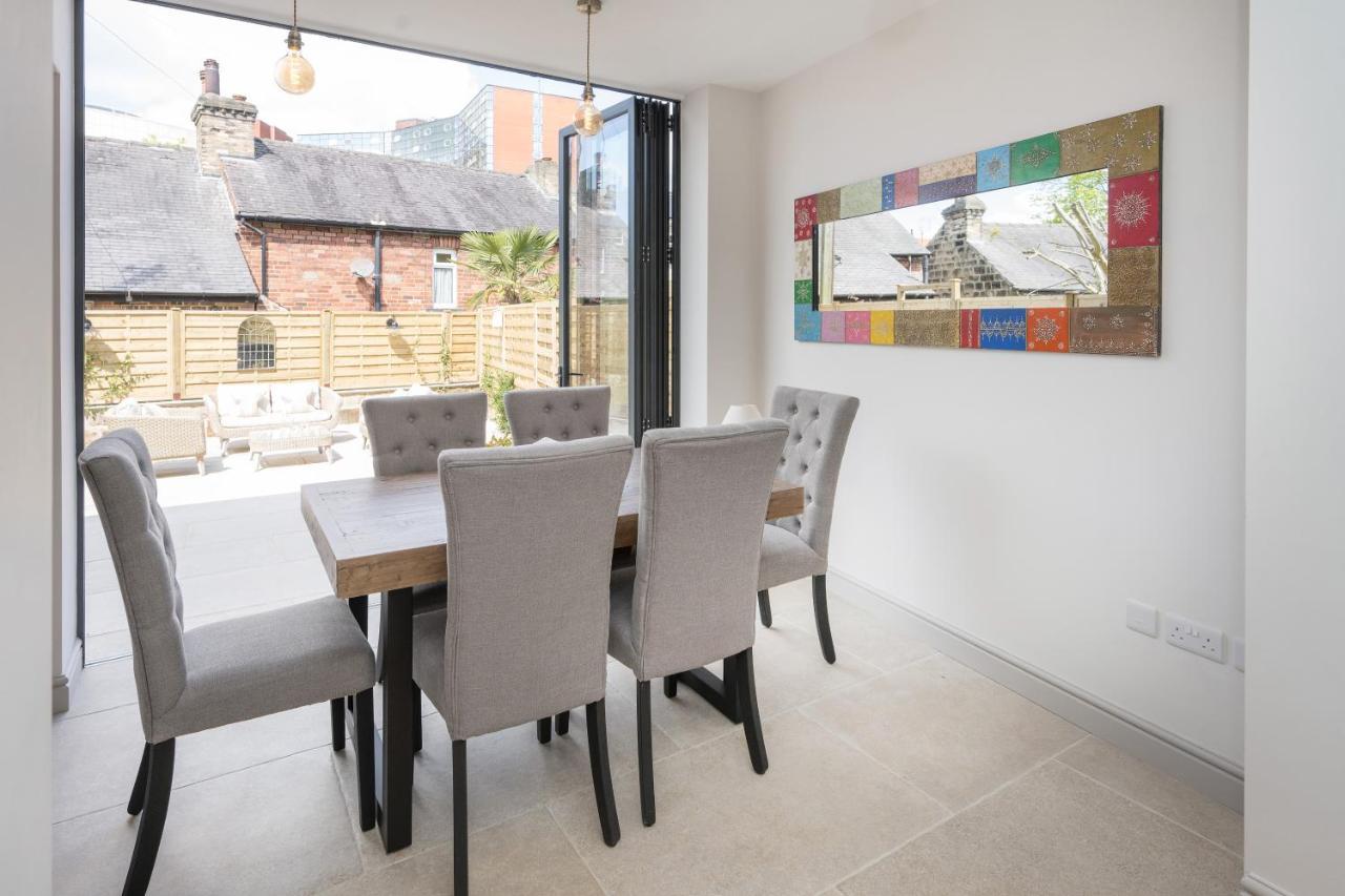 Townhouse By Harrogate Serviced Apartments Exterior photo